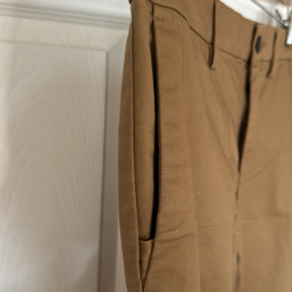 Old navy ultimate tech slim - Picture 6 of 11